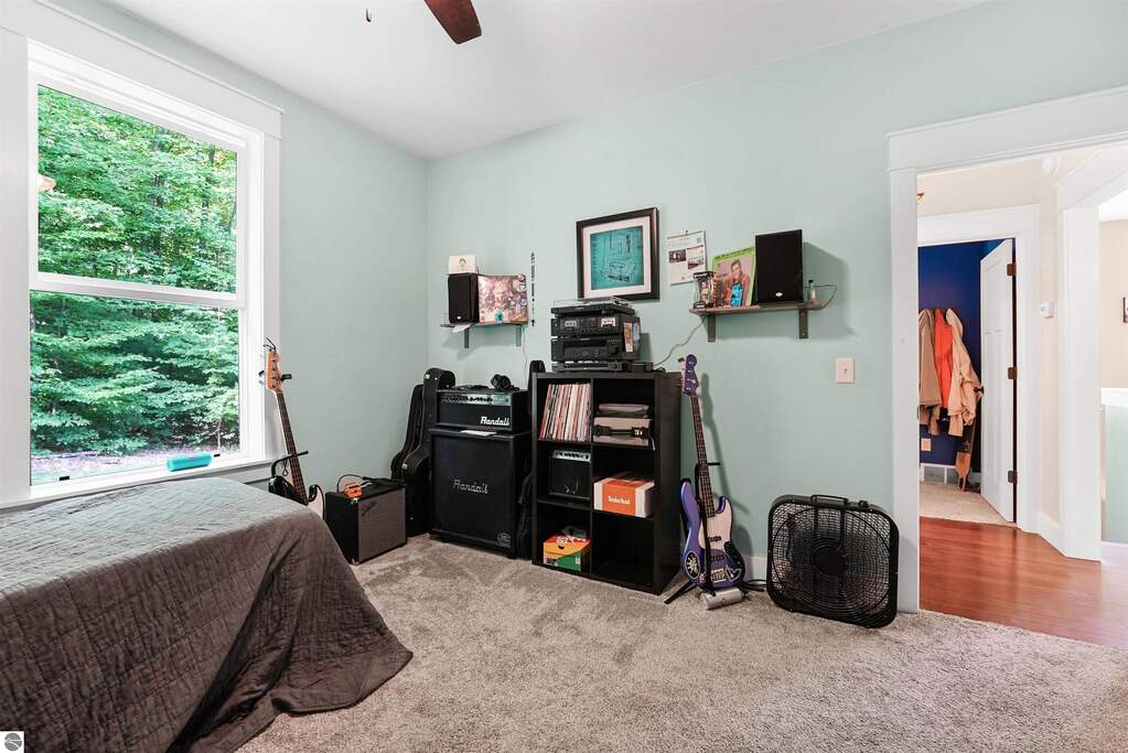 3 Bedroom Single Family Home/House's Image 22