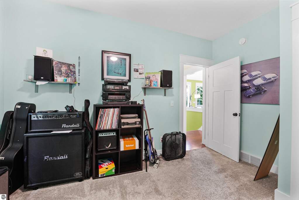 3 Bedroom Single Family Home/House's Image 23