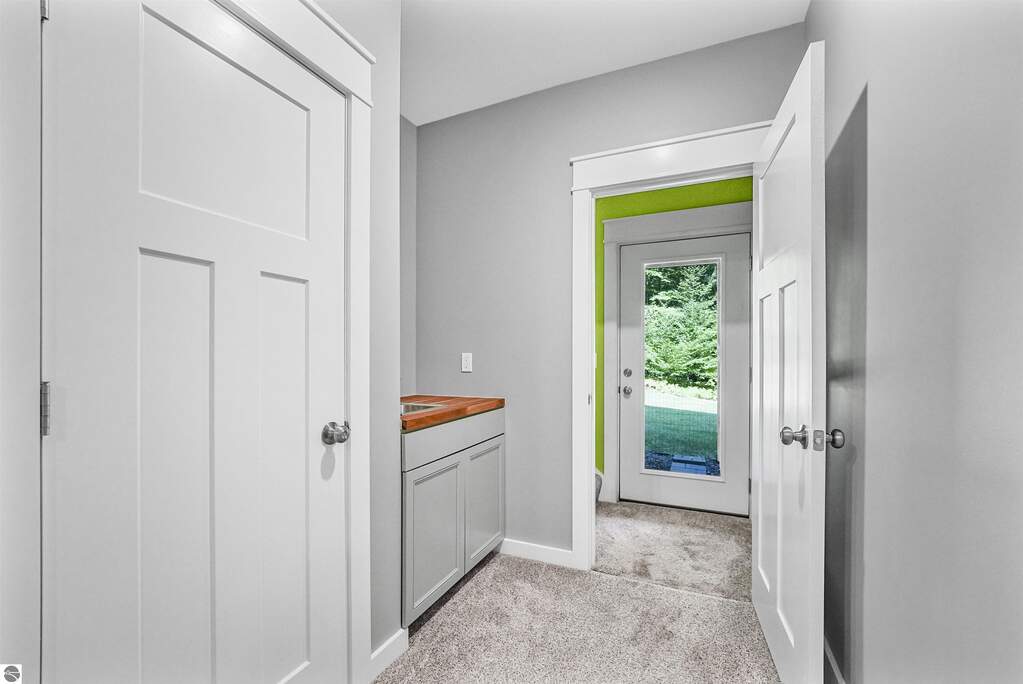 3 Bedroom Single Family Home/House's Image 28