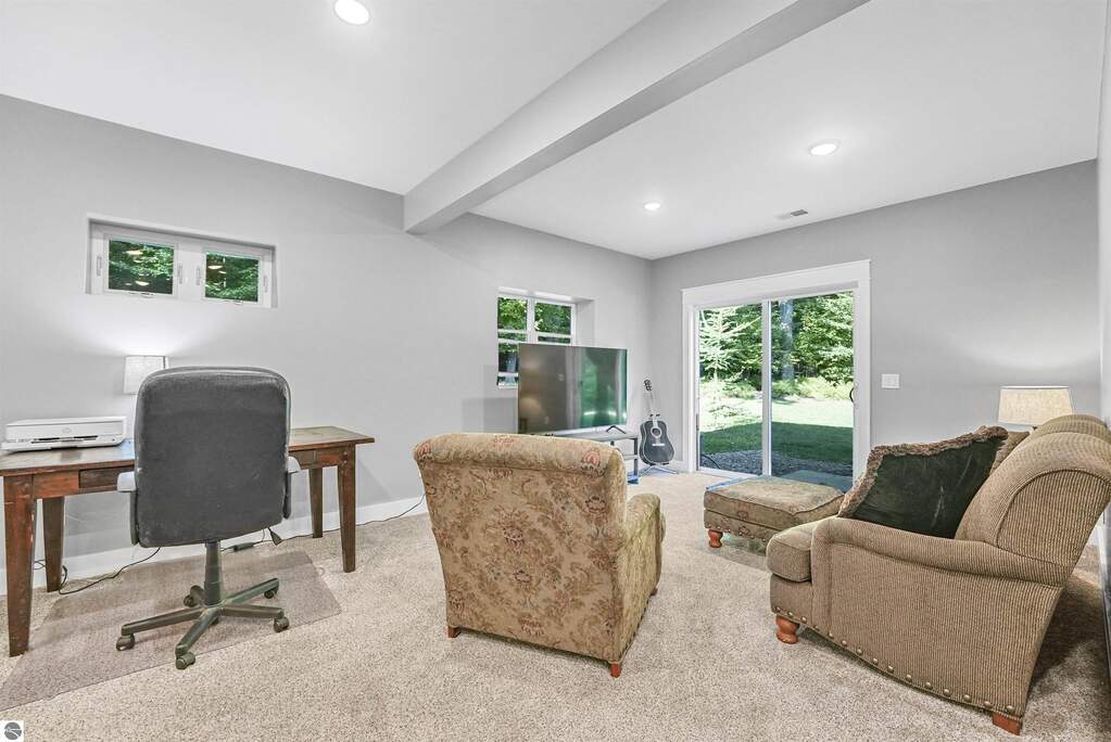 3 Bedroom Single Family Home/House's Image 31