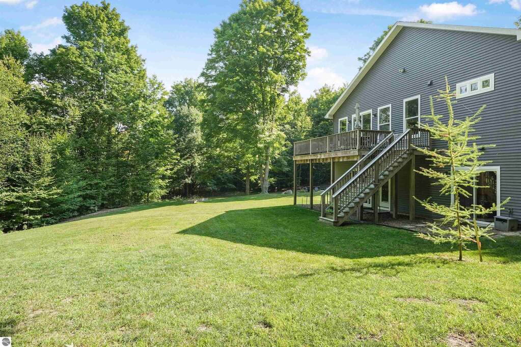 3 Bedroom Single Family Home/House's Image 43