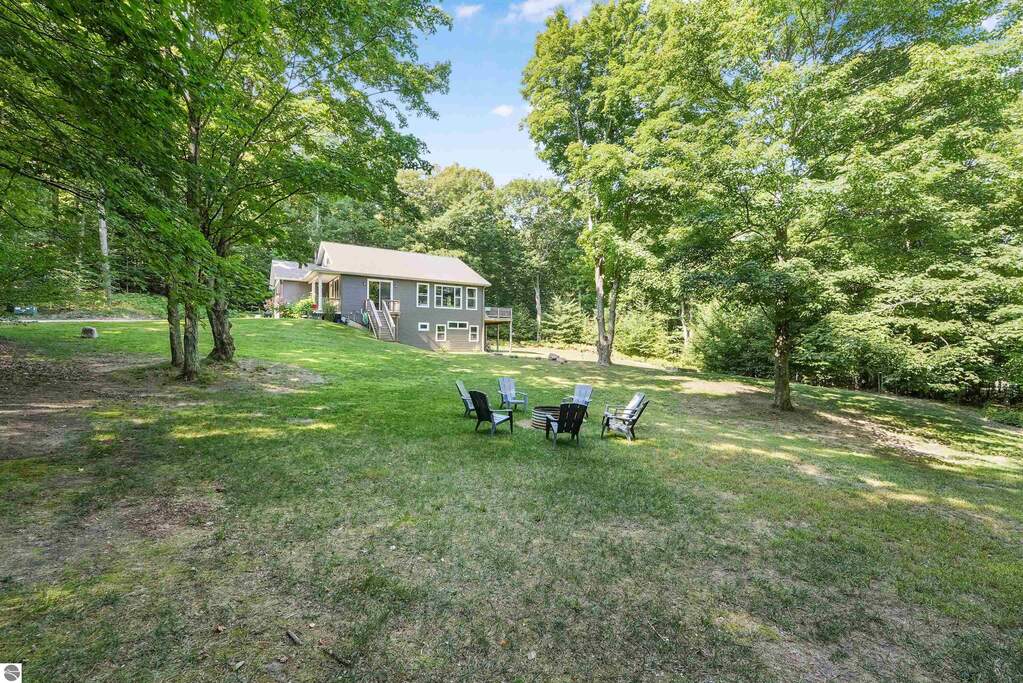 3 Bedroom Single Family Home/House's Image 45
