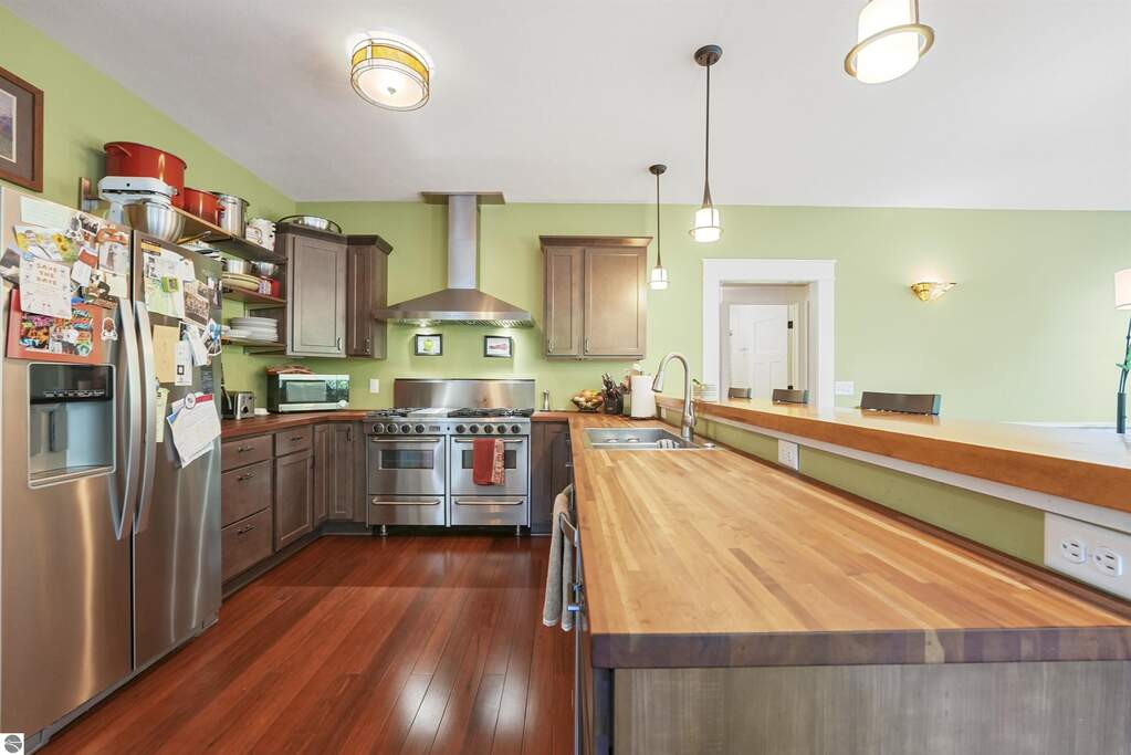 3 Bedroom Single Family Home/House's Image 6