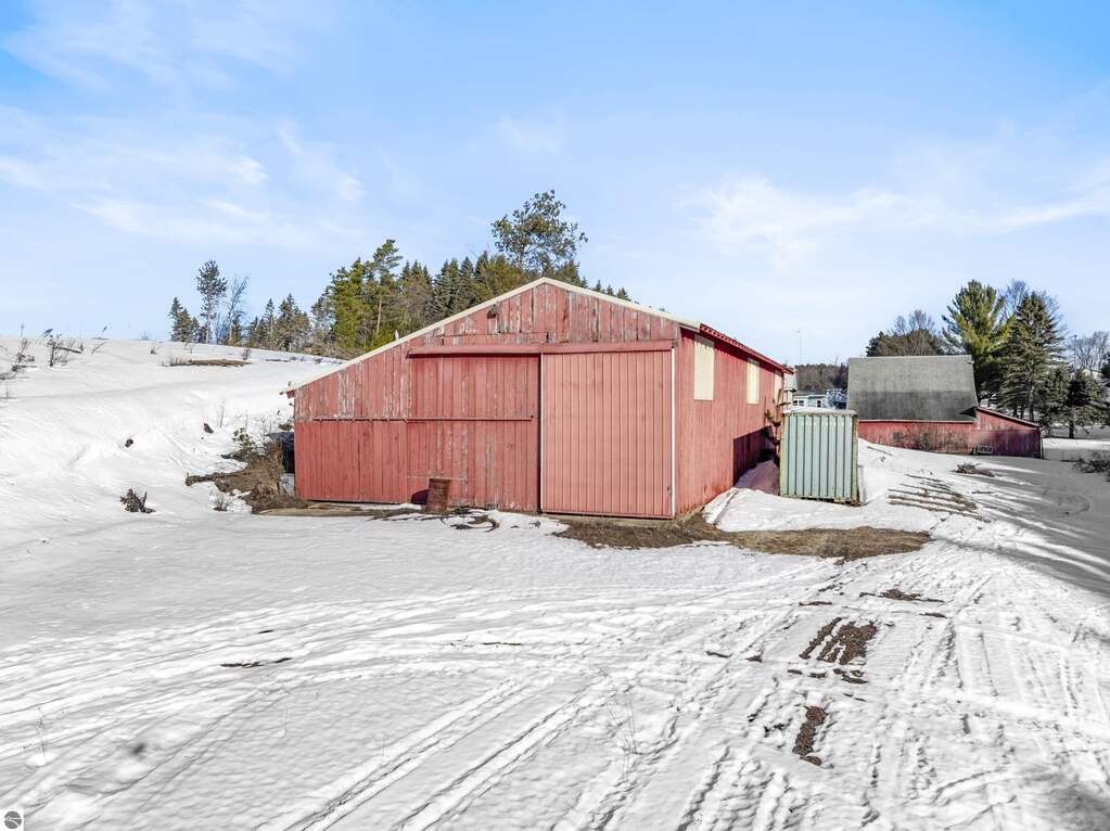 2 Bedroom Single Family Home/House's Image 72
