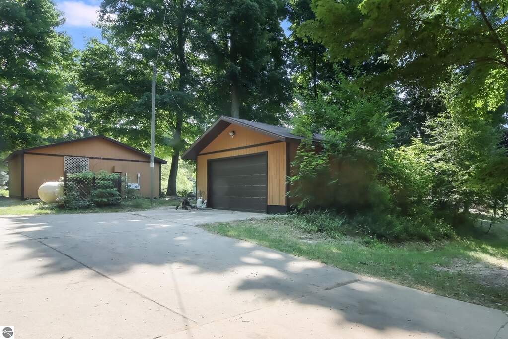 2 Bedroom Single Family Home/House's Image 84