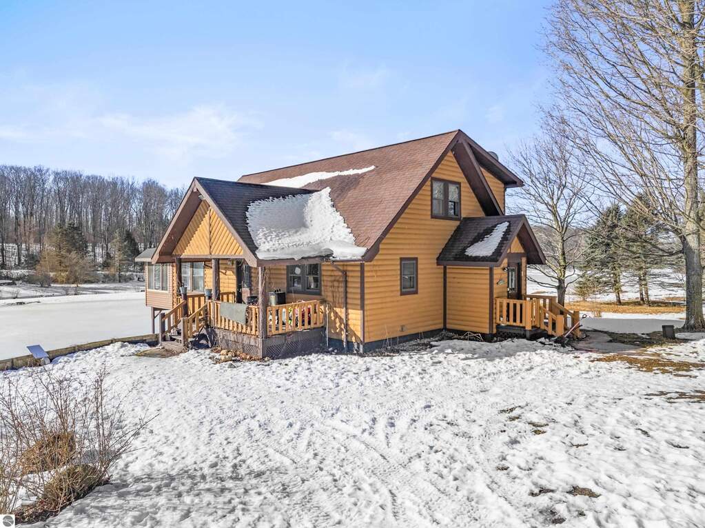 2 Bedroom Single Family Home/House's Image 88