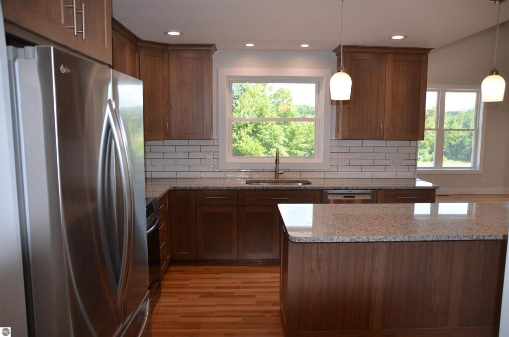 3 Bedroom Single Family Home/House's Image 7