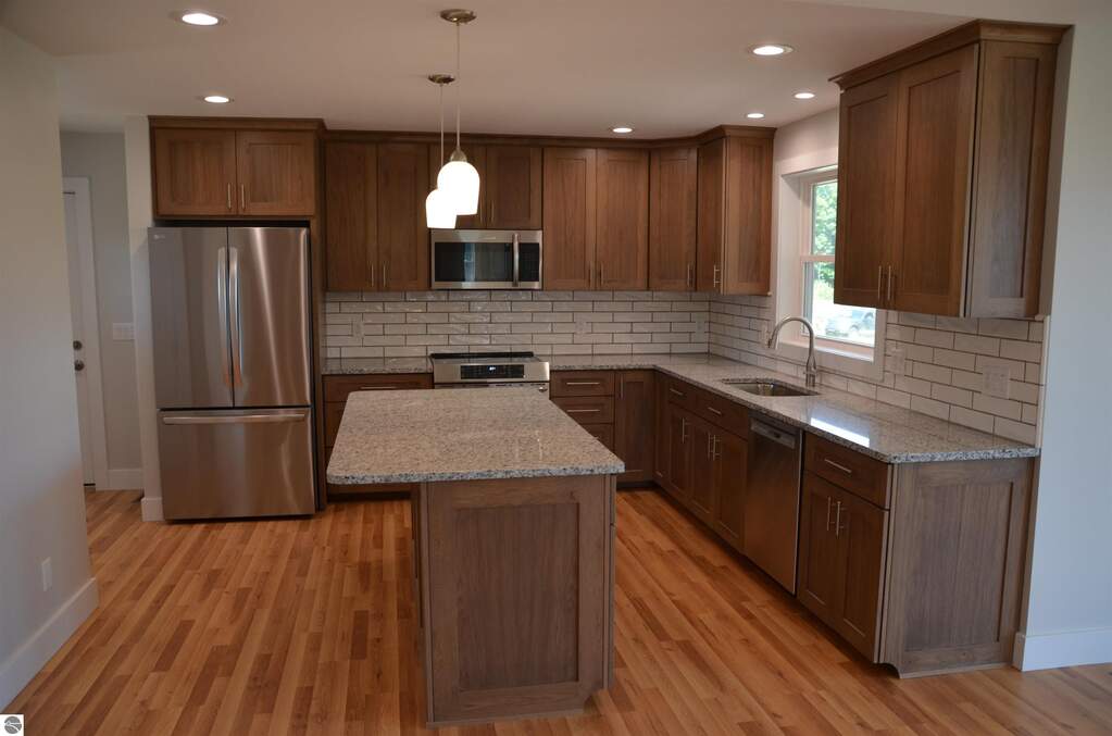 3 Bedroom Single Family Home/House's Image 9