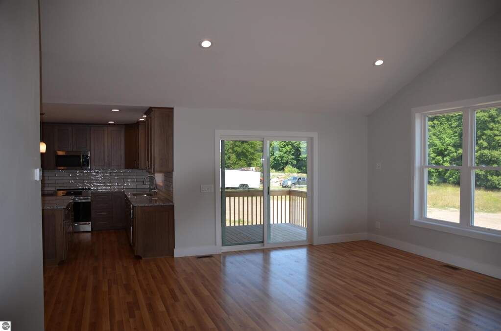 3 Bedroom Single Family Home/House's Image 15