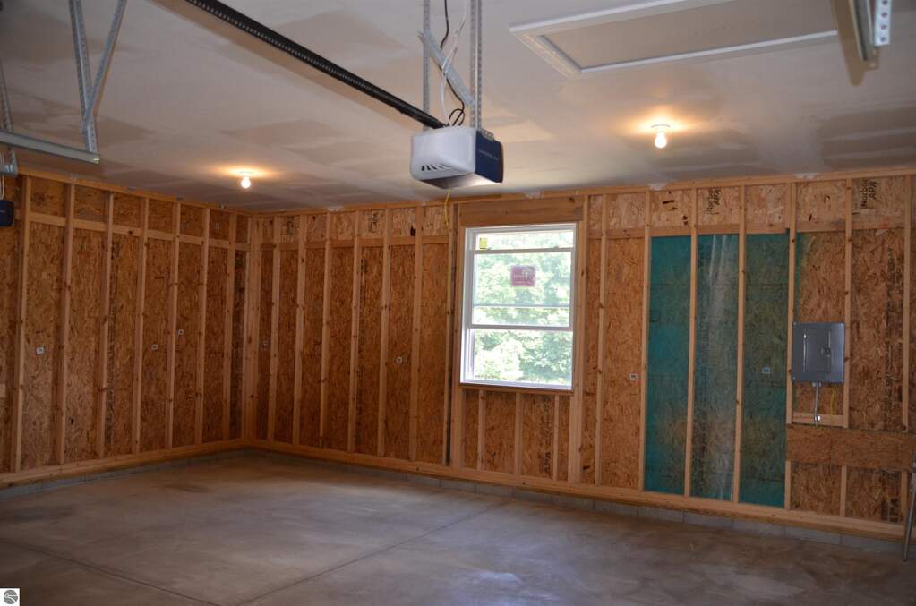 3 Bedroom Single Family Home/House's Image 24