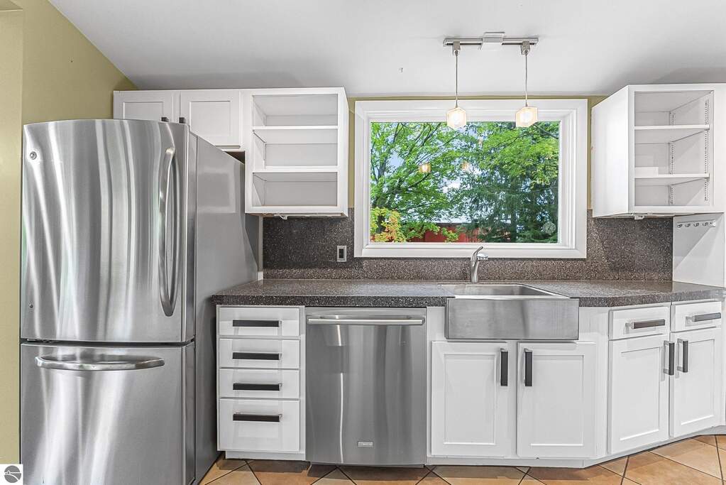 2 Bedroom Single Family Home/House's Image 7