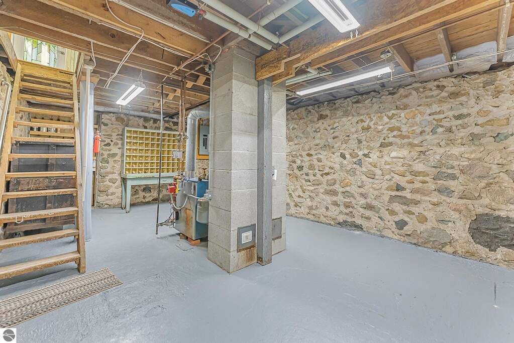 2 Bedroom Single Family Home/House's Image 23