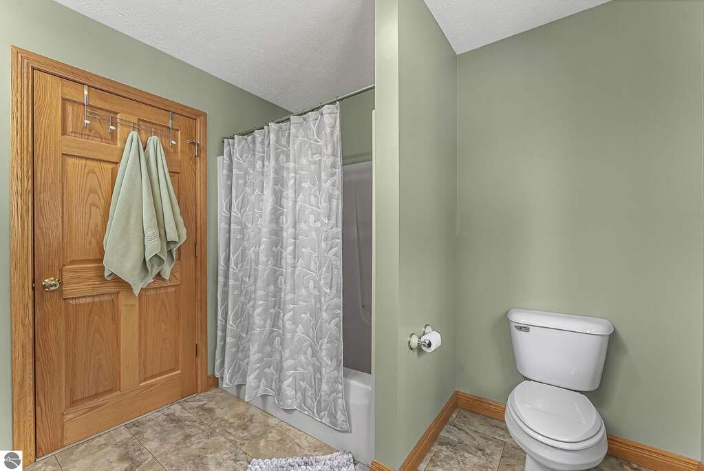 4 Bedroom Single Family Home/House's Image 26