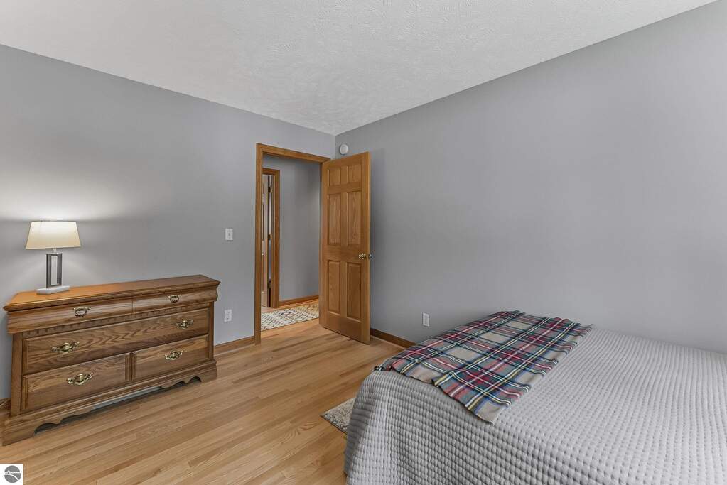 4 Bedroom Single Family Home/House's Image 31
