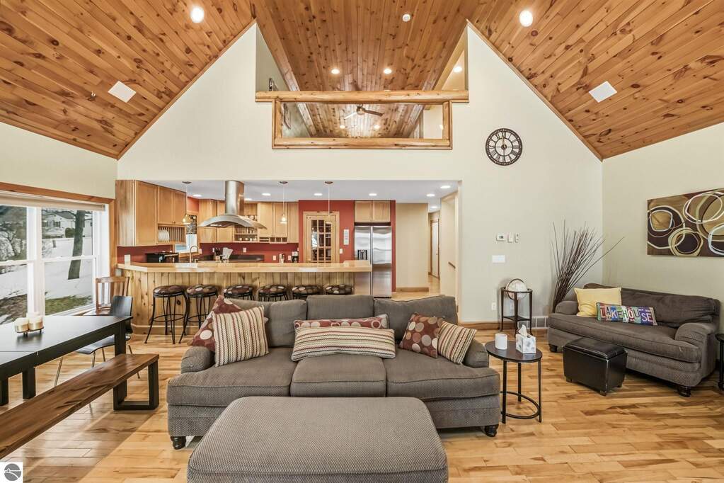 4 Bedroom Single Family Home/House's Image 29