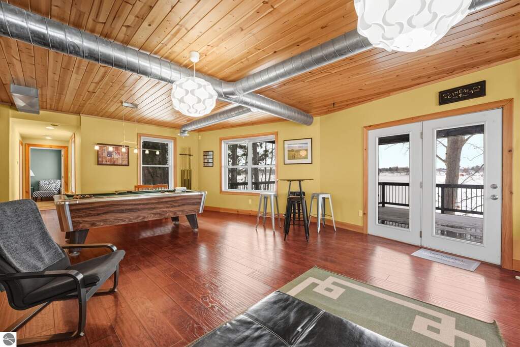 4 Bedroom Single Family Home/House's Image 40