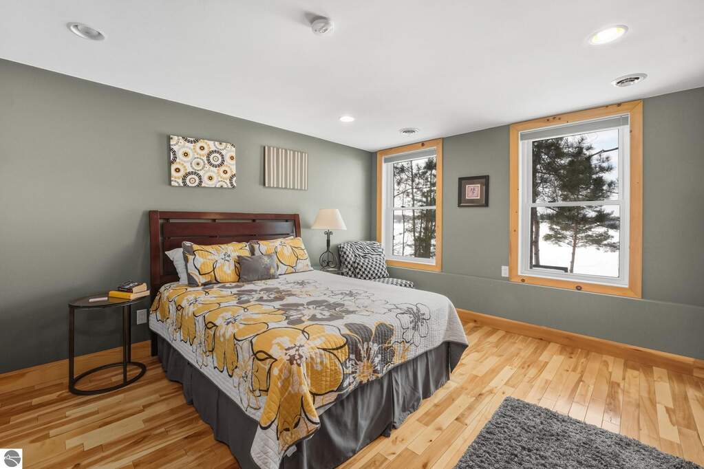 4 Bedroom Single Family Home/House's Image 44