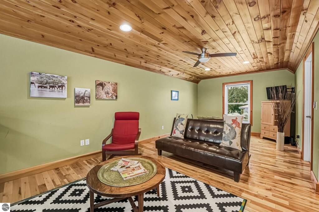 4 Bedroom Single Family Home/House's Image 48