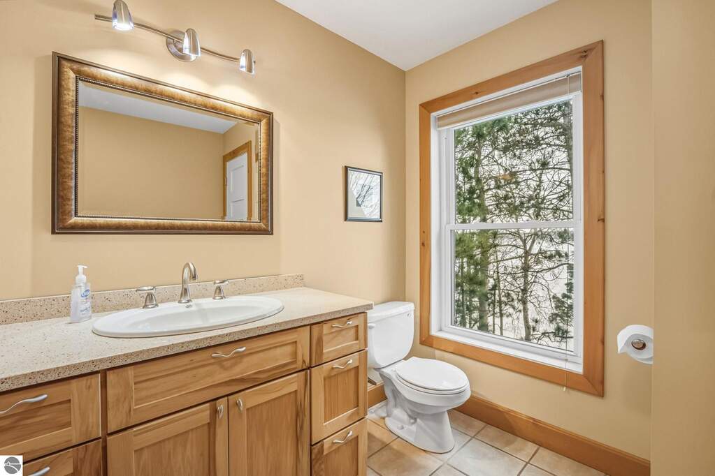 4 Bedroom Single Family Home/House's Image 58