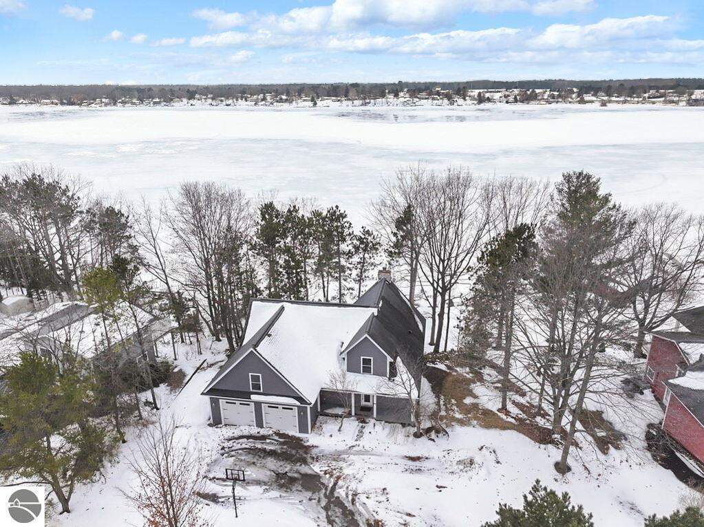 4 Bedroom Single Family Home/House's Image 84