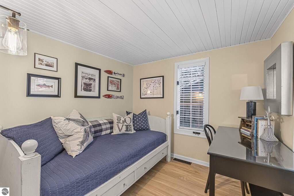 4 Bedroom Single Family Home/House's Image 30