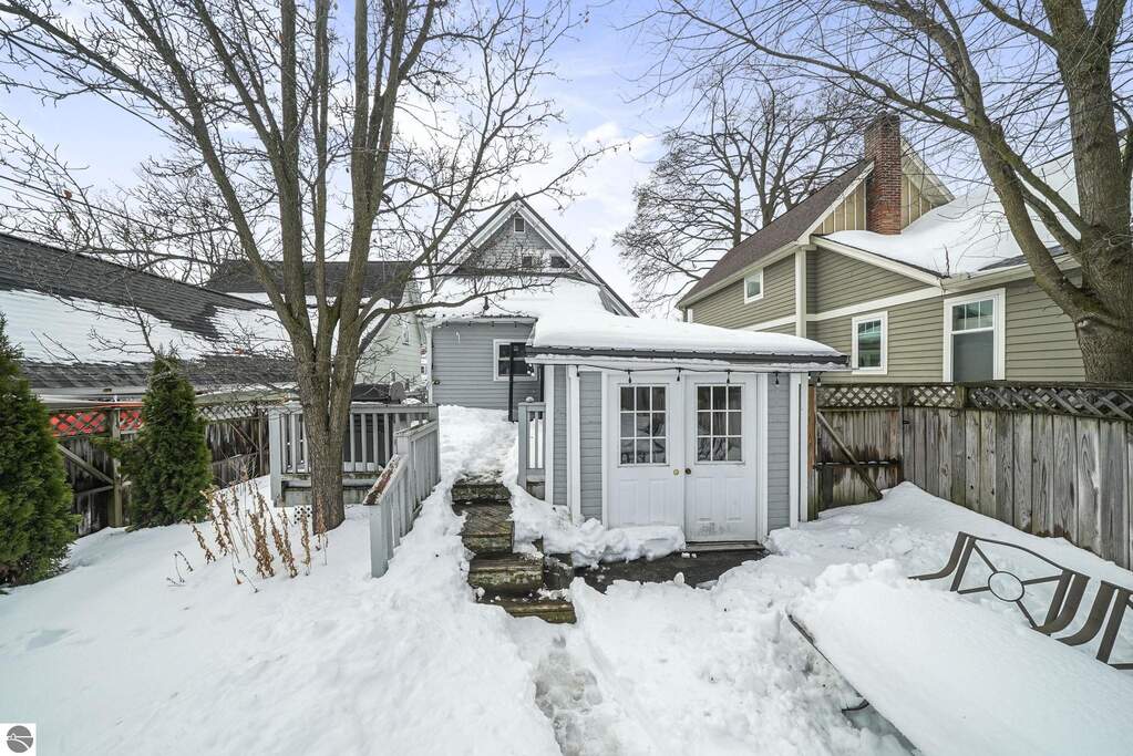 3 Bedroom Single Family Home/House's Image 29