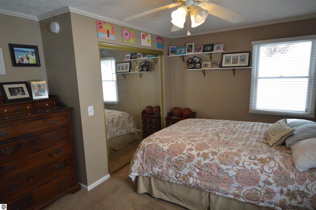 4 Bedroom Single Family Home/House's Image 19