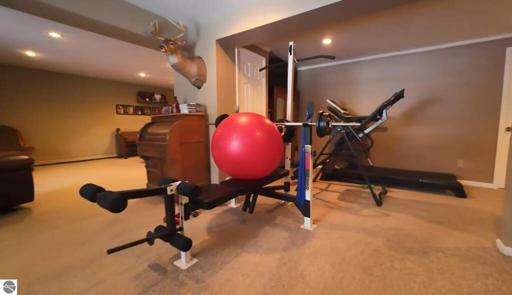 4 Bedroom Single Family Home/House's Image 22