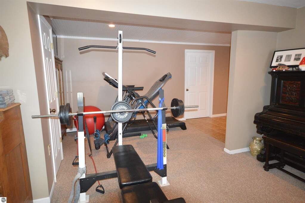 4 Bedroom Single Family Home/House's Image 24
