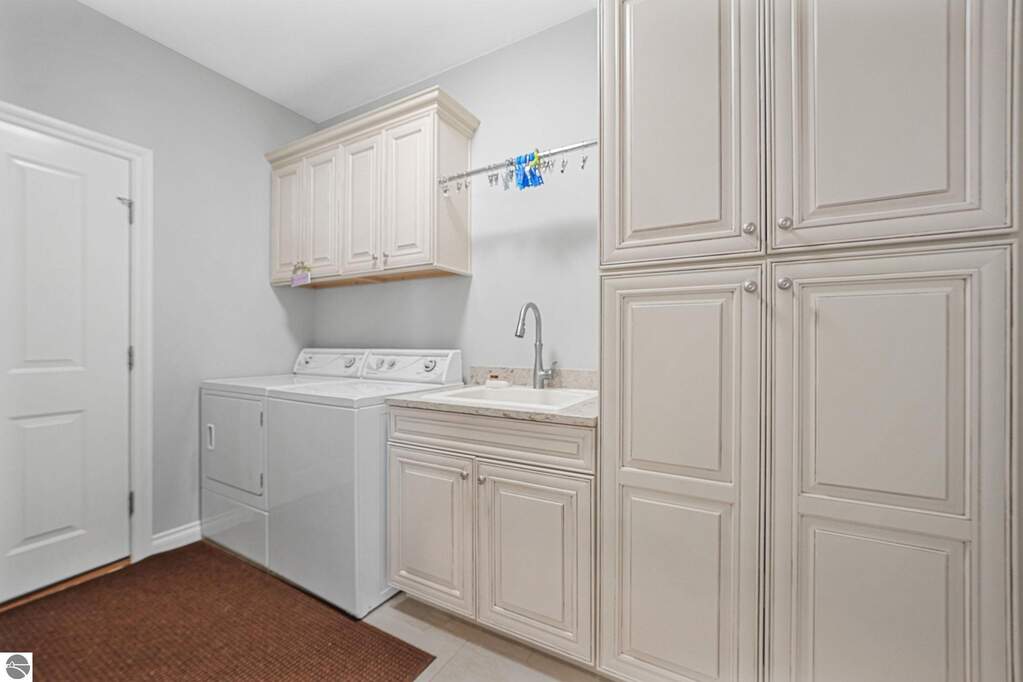 3 Bedroom Apartment/Flat's Image 15