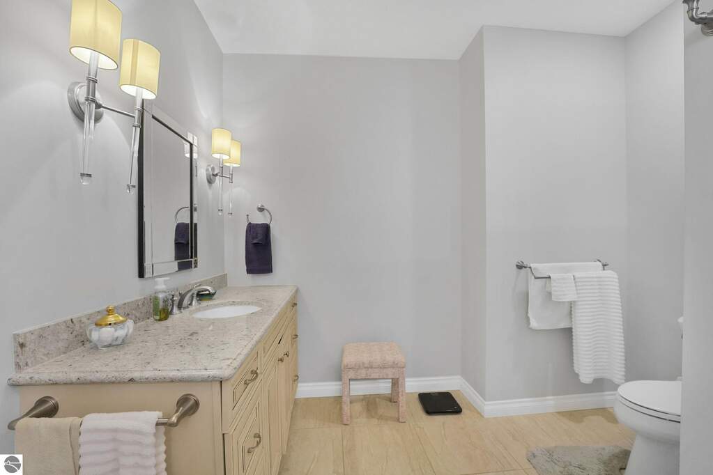 3 Bedroom Apartment/Flat's Image 33