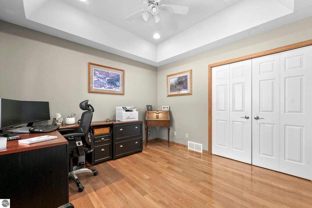 3 Bedroom Single Family Home/House's Image 7
