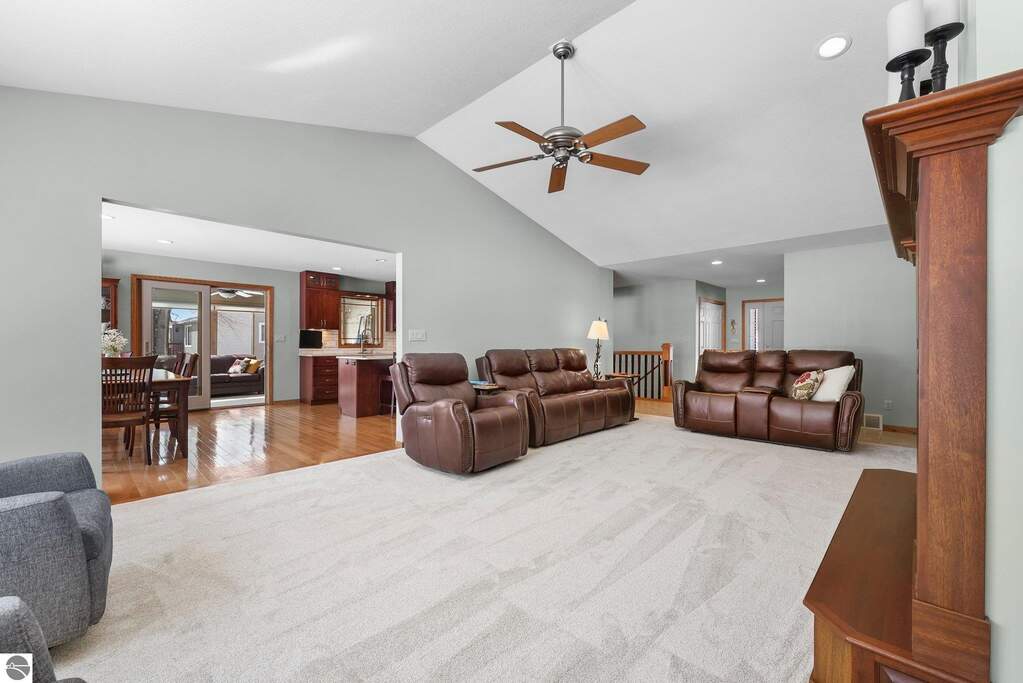 3 Bedroom Single Family Home/House's Image 18