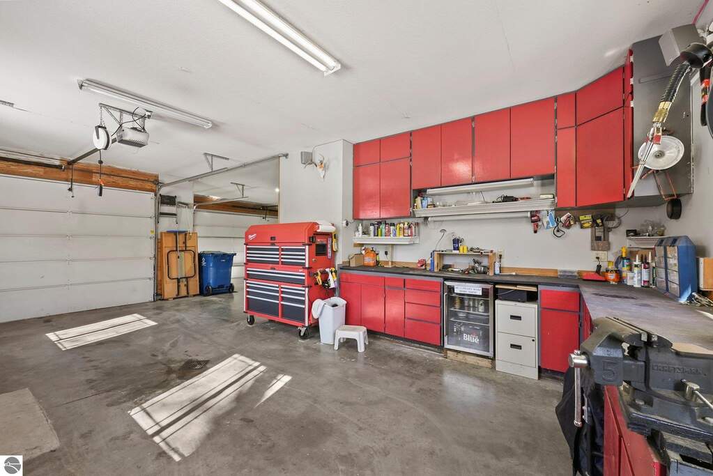 3 Bedroom Single Family Home/House's Image 31