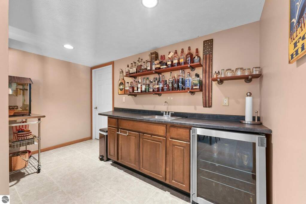 3 Bedroom Single Family Home/House's Image 36
