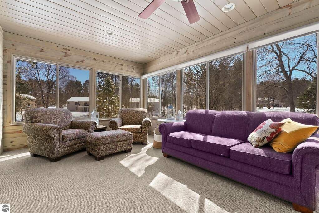 3 Bedroom Single Family Home/House's Image 5