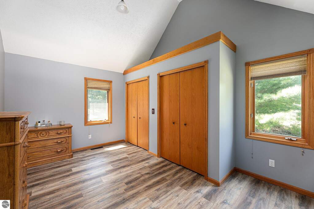 5 Bedroom Single Family Home/House's Image 30