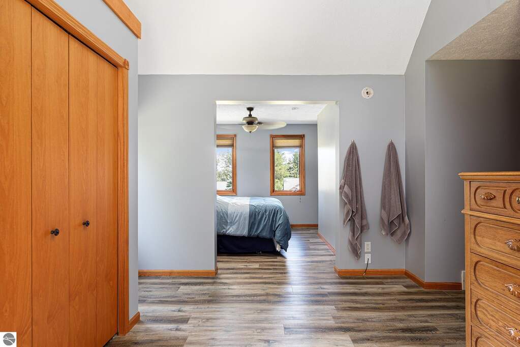 5 Bedroom Single Family Home/House's Image 33
