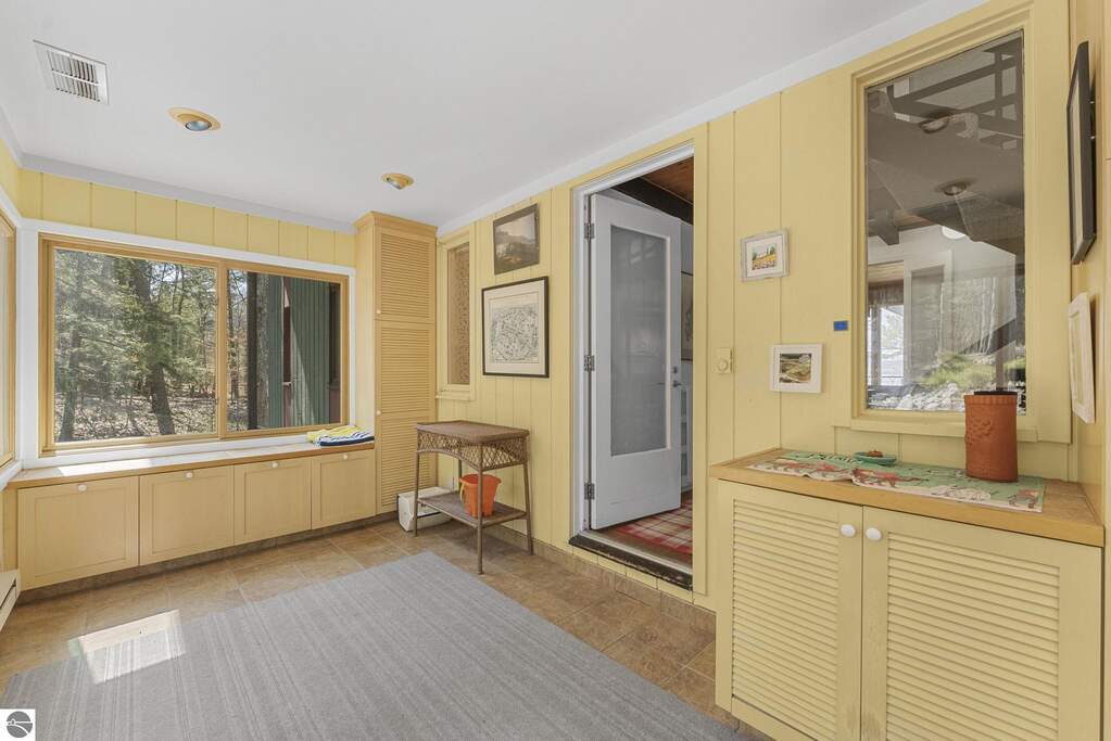 3 Bedroom Single Family Home/House's Image 18