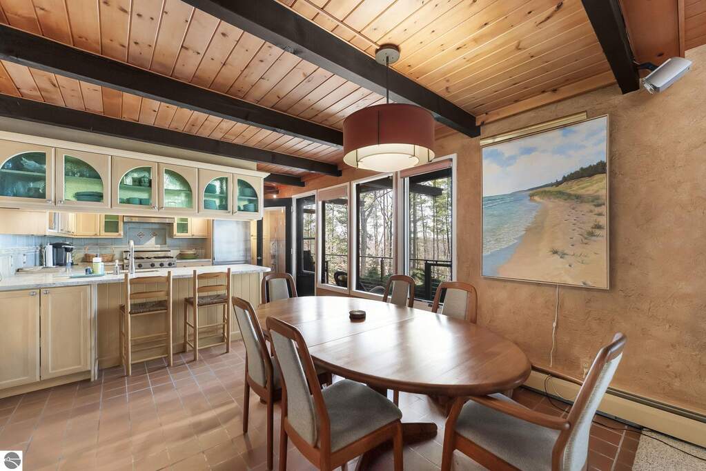 3 Bedroom Single Family Home/House's Image 25