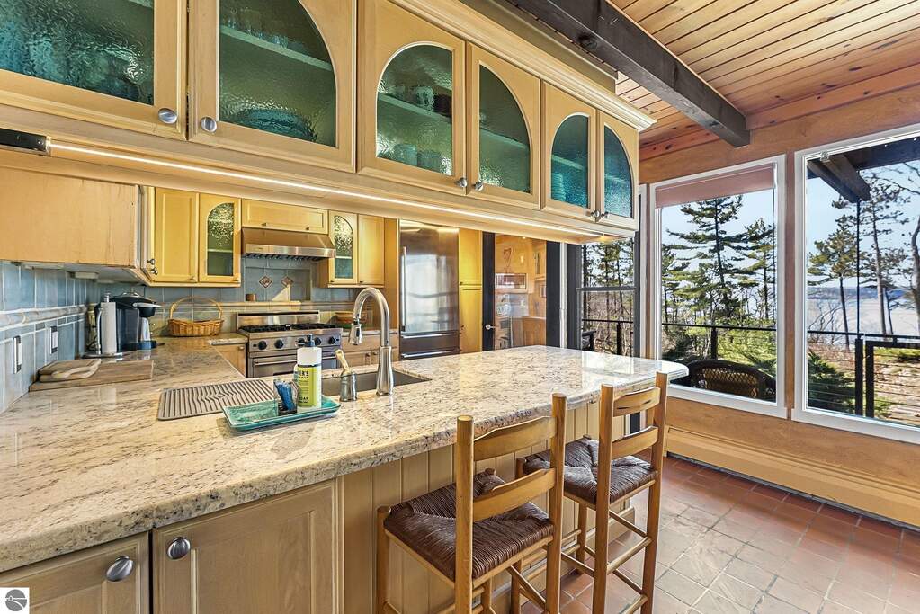 3 Bedroom Single Family Home/House's Image 28