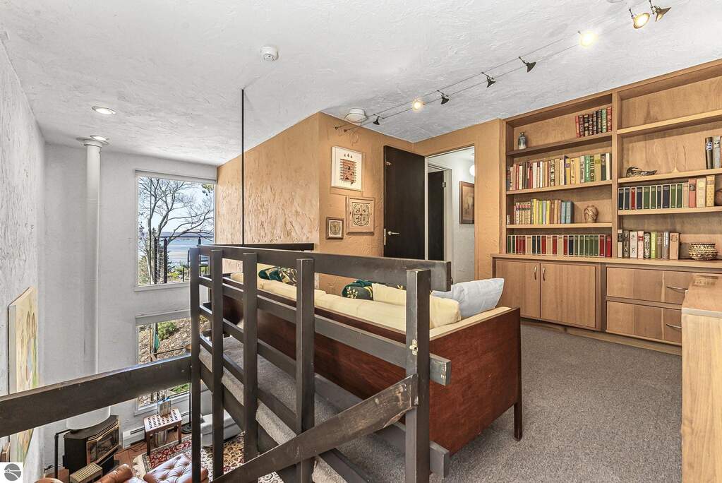 3 Bedroom Single Family Home/House's Image 33