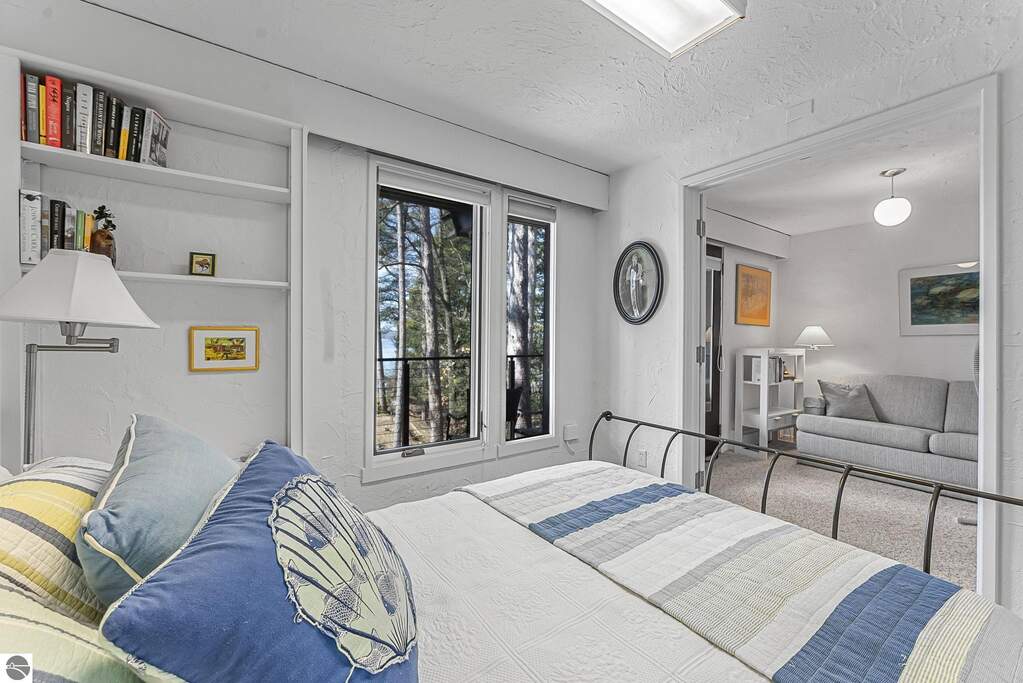 3 Bedroom Single Family Home/House's Image 41