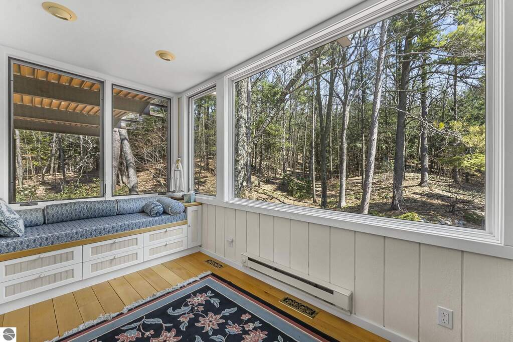 3 Bedroom Single Family Home/House's Image 46