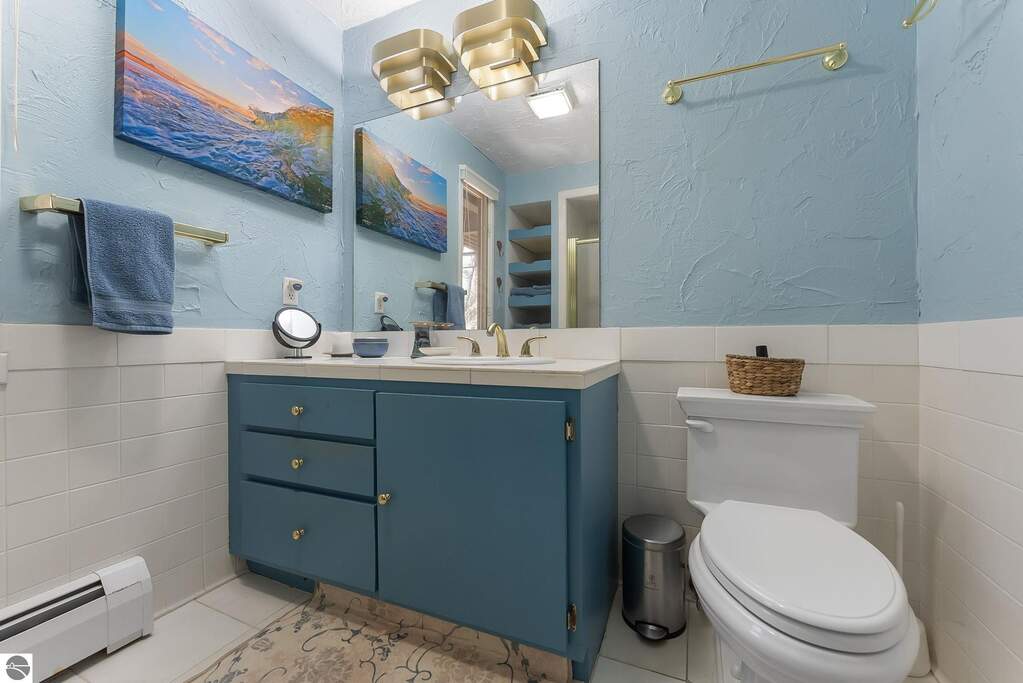 3 Bedroom Single Family Home/House's Image 49