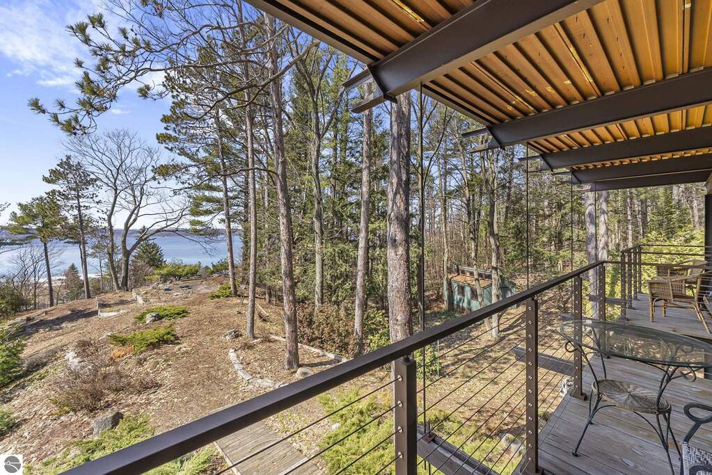 3 Bedroom Single Family Home/House's Image 52