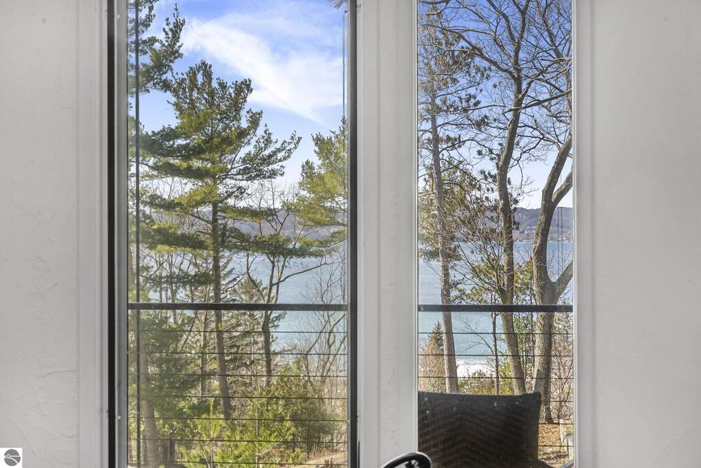 3 Bedroom Single Family Home/House's Image 64