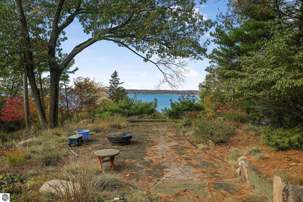 3 Bedroom Single Family Home/House's Image 85
