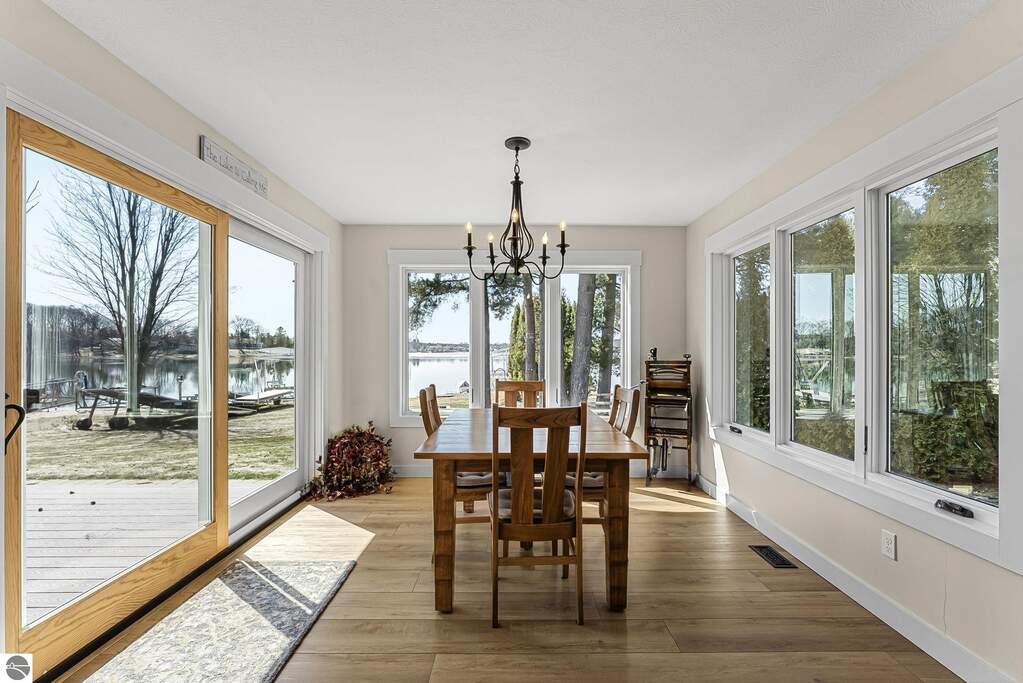 4 Bedroom Single Family Home/House's Image 21