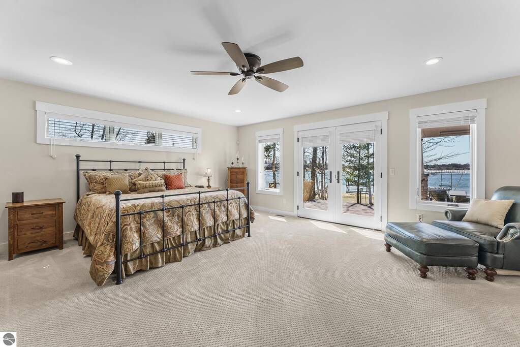 4 Bedroom Single Family Home/House's Image 28